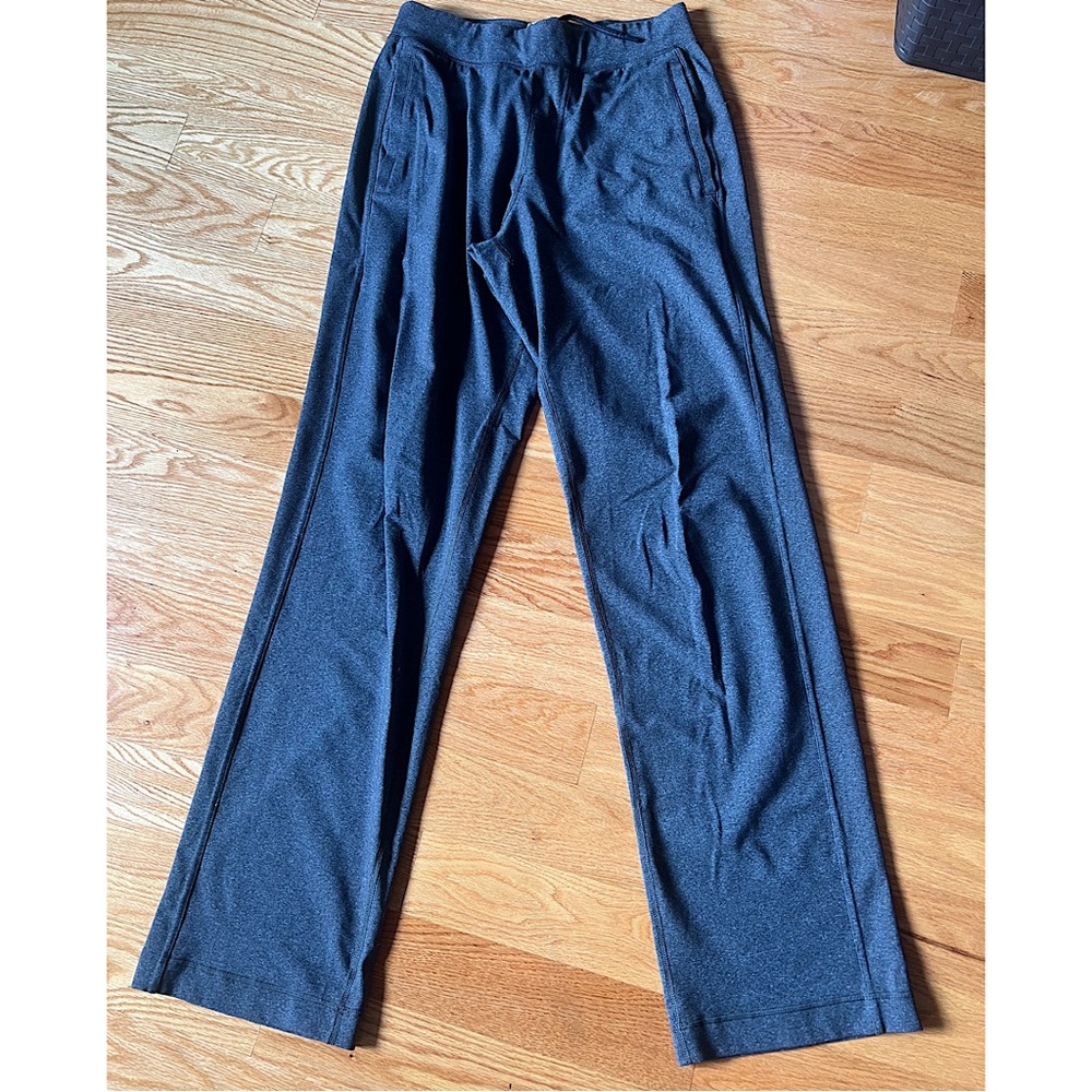 Lululemon Athletica Gray Sweatpants Relaxed Fit Joggers